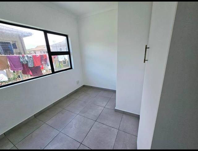 3 BEDROOM APARTMENT FOR SALE IN WINKLESPRUIT